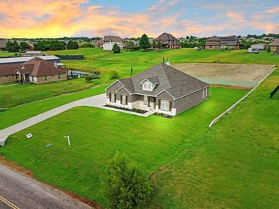 2925 County Road 645, Farmersville TX 75442