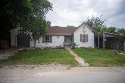 106 S Watson Street, Alvarado TX 76009