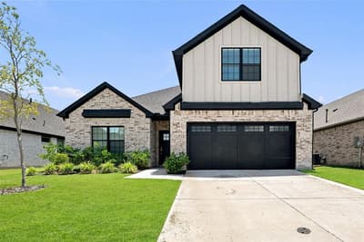 498 Oak Creek Drive, Lavon TX 75166