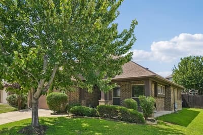 1075 Carpenter Court, Lavon TX 75166