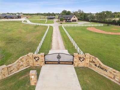14714 US Highway 377, Whitesboro TX 76273
