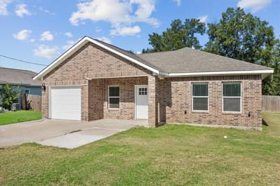 3802 College Street, Greenville TX 75401