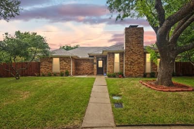 107 Buffalo Creek Circle, Waxahachie TX 75165