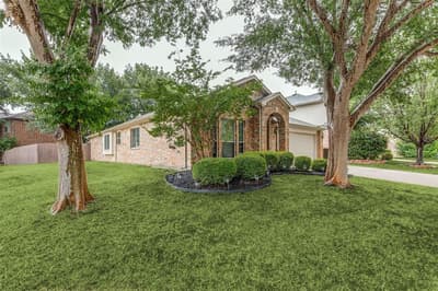 11528 Cactus Springs Drive, Fort Worth TX 76244