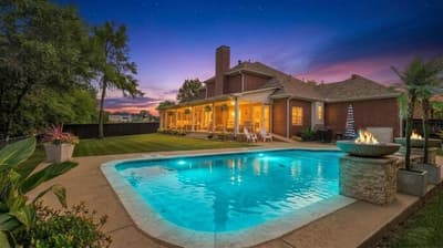 2506 Oakbrook Circle, Sherman TX 75092