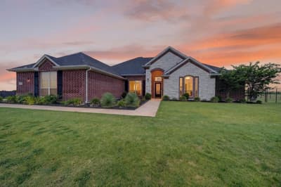 1095 Emilia Drive, Farmersville TX 75442
