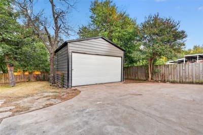 835 Glen Arbor Drive, Dallas TX 75241 - Photo 4