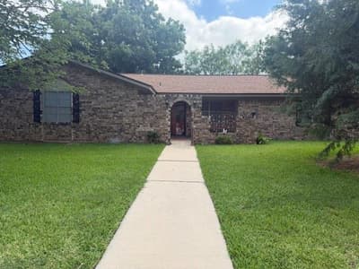 4504 Delwood Drive, Brownwood TX 76801 - Photo 2