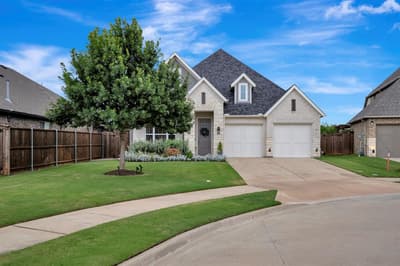 608 Bridgewater Road, Fort Worth TX 76131