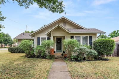 515 W 6th Street, McGregor TX 76657