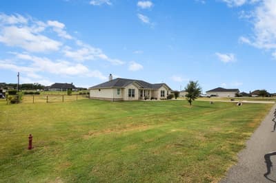 170 Spring Creek Circle, Paradise TX 76073 - Photo 3