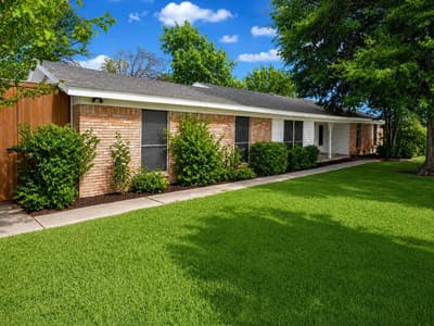 200 Hart Road, Little Elm TX 75068 - Photo 2