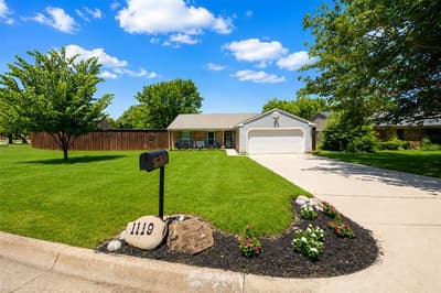 1119 Normandy Drive, Grapevine TX 76051