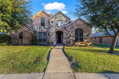 8302 Munich Drive, Rowlett TX 75089