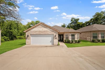 901 E Jefferson Street, Van Alstyne TX 75495
