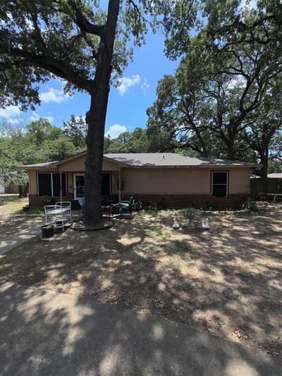 1115 West end Street, Terrell TX 75160