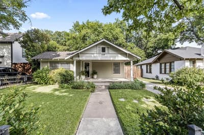 1130 S Montreal Avenue, Dallas TX 75208