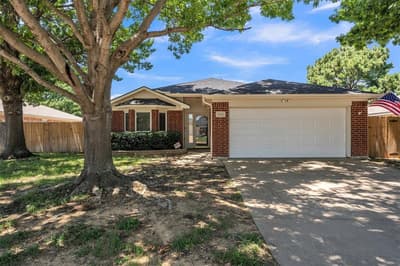 5909 Colebrook Court, Arlington TX 76017