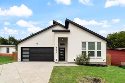 4325 Carmel Avenue, Fort Worth TX 76119