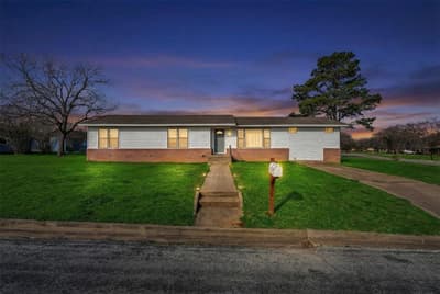 100 Rosedale Avenue, Keene TX 76059