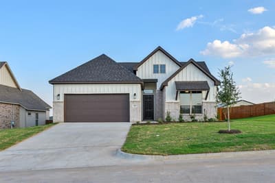 107 Hall Street, Glen Rose TX 76043