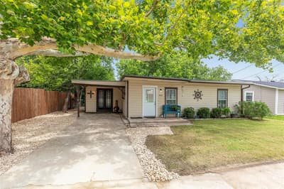 403 Walnut Street, Grandview TX 76050