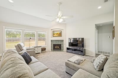 206 Ridge View Court, Decatur TX 76234