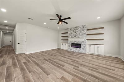 214 Rogers Street, McGregor TX 76657 - Photo 2