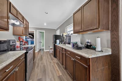 2818 NW 17th Street, Fort Worth TX 76106 - Photo 2