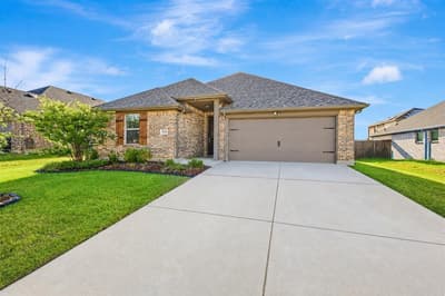 3020 Cliffview Drive, Sanger TX 76266