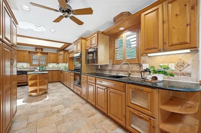 337 Ridgebriar Drive, Richardson TX 75080 - Photo 2