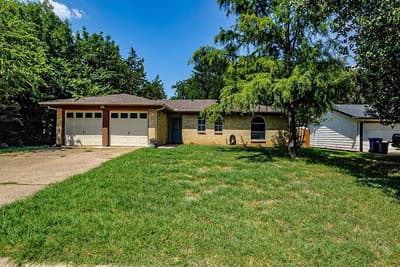 548 NW Newton Drive, Burleson TX 76028