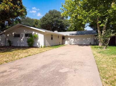 725 Ridgecrest Drive, Irving TX 75060