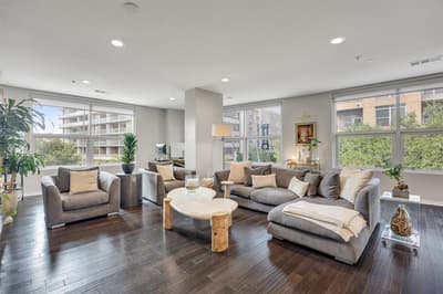 2323 N Houston Street # 202, Dallas TX 75219