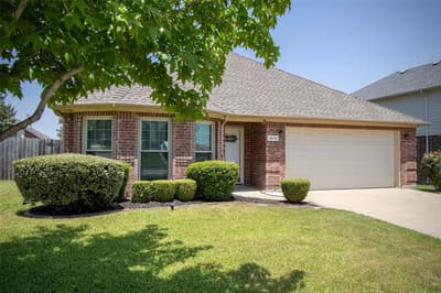 1613 Cowtown Drive, Mansfield TX 76063