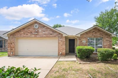 4406 Fox Meadows Lane, Mansfield TX 76063