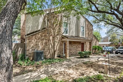 1100 Brighton Drive # D, Arlington TX 76012 - Photo 3