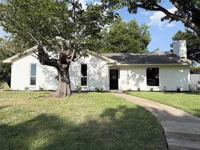 1908 Ann Avenue, Carrollton TX 75006