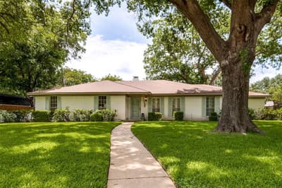 2221 Scarlet Lane, Grand Prairie TX 75050