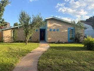 3014 Robin Hill Lane, Garland TX 75044