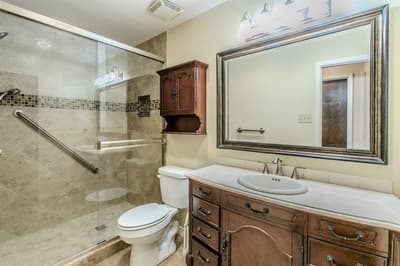 3029 Esters Court, Irving TX 75062 - Photo 2