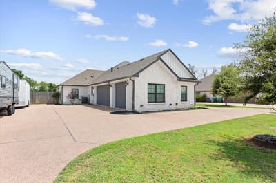 205 Fox Run Lane, Robinson TX 76706 - Photo 2
