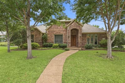 600 Hickory Court, Hurst TX 76054