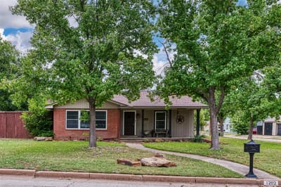 1202 NW 4th Avenue, Mineral Wells TX 76067