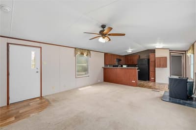500 N Moreland Street, De Leon TX 76444 - Photo 2