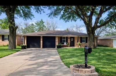 1303 Lafayette Drive, Denison TX 75020