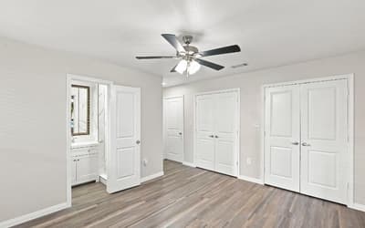 1706 Henderson Court, Irving TX 75061 - Photo 5