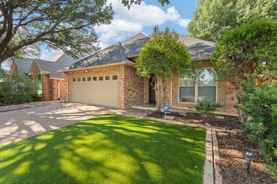 1208 Oriental Avenue, Arlington TX 76011 - Photo 5