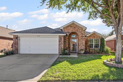 1436 Broken Spoke Court, Fort Worth TX 76131