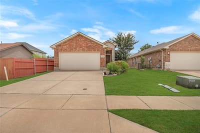 2140 Sweetwood Drive, Fort Worth TX 76131